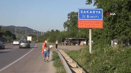 Sakarya'dan Fethiye'ye yürüyor... 5 yıldır yürüyerek seyahat eden gezgin, "Ben hem tatil hem de spor amaçlı yürüyorum"