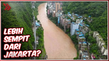 KOTA TERSEMPIT DI DUNIA, DIJEPIT GUNUNG!