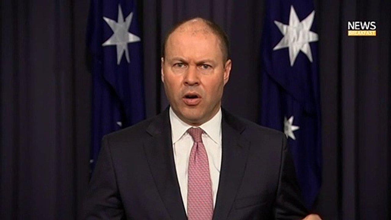 Unemployment rate falls as people give up work search during lockdowns