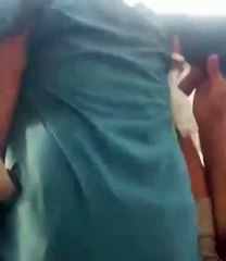 bebé entregue soldados, Afeganistão,