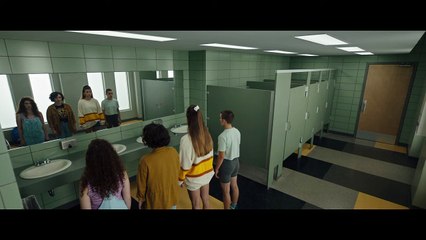 CANDYMAN Movie Clip  - Candyman is summoned by siome high school girls