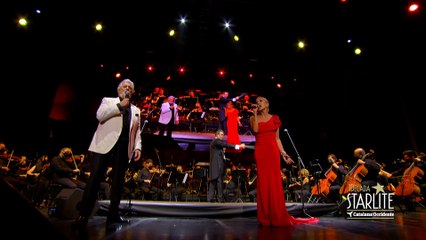 El himno de España interpretado por Marta Sánchez y Plácido Domingo