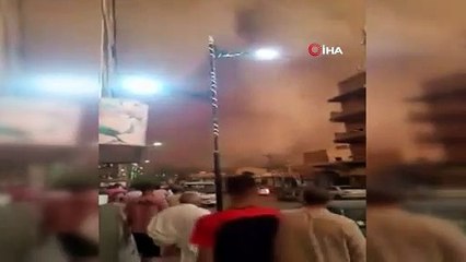 Film sahnesi gibi görüntüler! Gökyüzü kızıla büründü