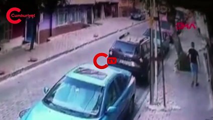 Bağcılar'da sıra dışı hırsızlık olay! Kameraya yakalandı