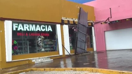 El huracán Grace causa daños menores en la costa caribeña de México