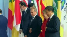 Merkel a Mosca per l’ultimo incontro con Putin da Cancelliera