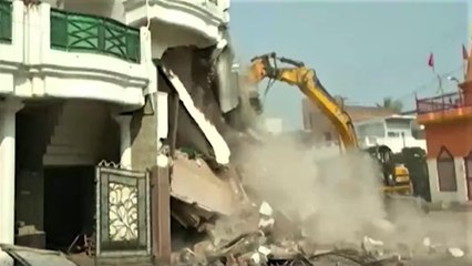 UP Govt to build houses for poor on mafia's confiscated land