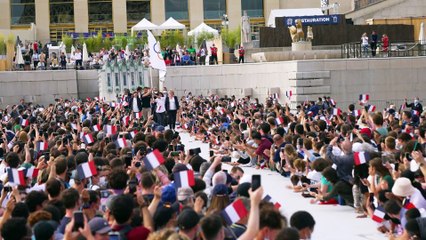 Live des Jeux - Célébration médaille - Basketball, Handball et Volleyball