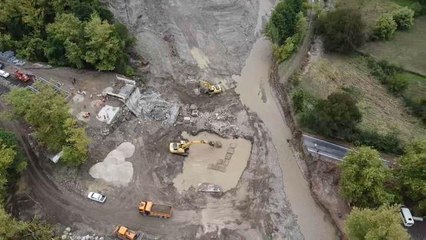 Selde yıkılan köprünün yerine 36 metrelik panel köprü inşa ediliyor