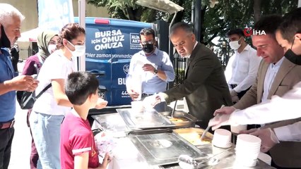 Büyükşehir’den aşure ikramı