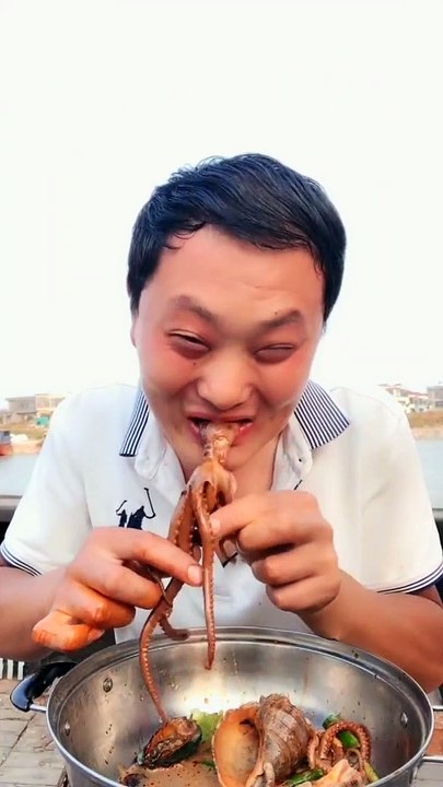 SPICY SEAFOOD | SQUID OCTOPUS SUPER NICE EATING |  أصوات الأخطبوط ال | #shorts #99