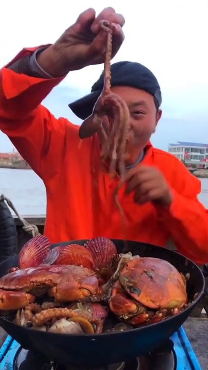 SPICY SEAFOOD | SQUID OCTOPUS SUPER NICE EATING |  أصوات الأخطبوط ال | #shorts #103