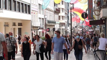 방역 조치 푼 포르투갈...야외 마스크 의무도 곧 해제 / YTN