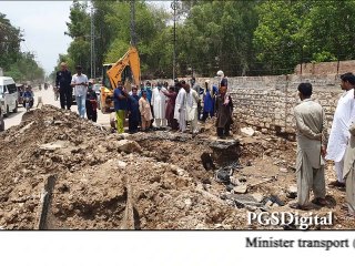 Awais Qadir Shah visit the area of sukkur