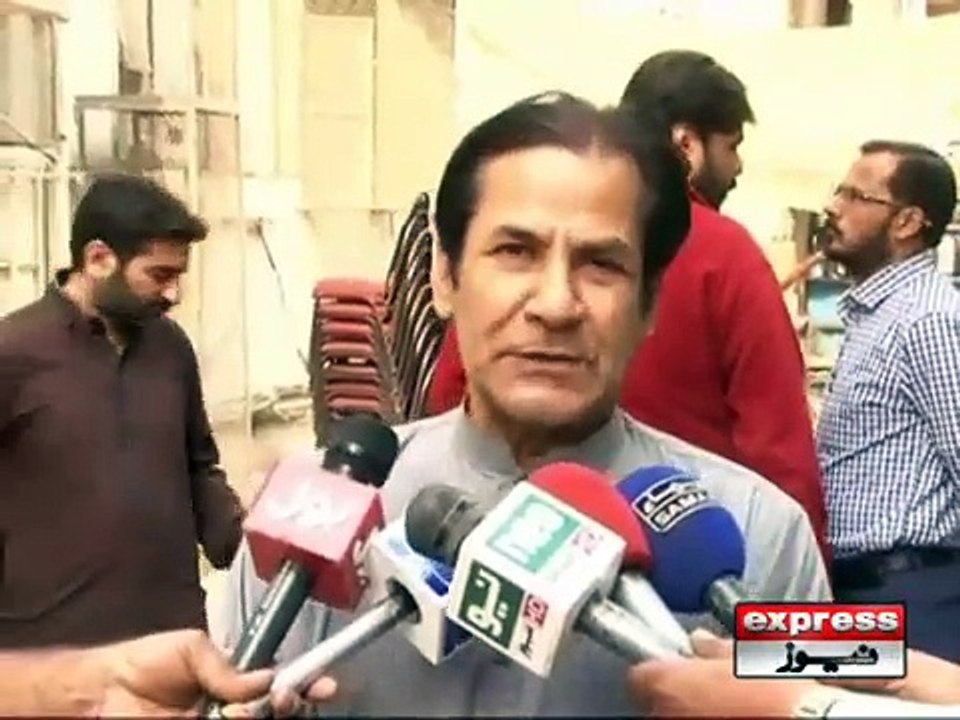 10 qazi wajid