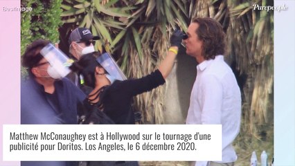 Matthew McConaughey ne porte plus de déodorant depuis 35 ans, Lizzo et Mila Kunis le soutiennent !
