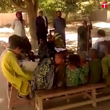 ‘Mentally challenged’ person teaches children in Khairpur’s govt-run school
