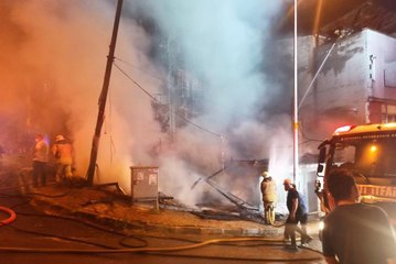 Gaziosmanpaşa'da bir evde çıkan yangın söndürüldü