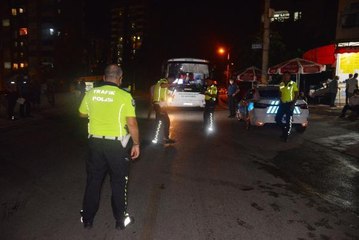 ÖZEL HALK OTOBÜSÜNÜN ÇARPTIĞI KİŞİ AĞIR YARALANDI