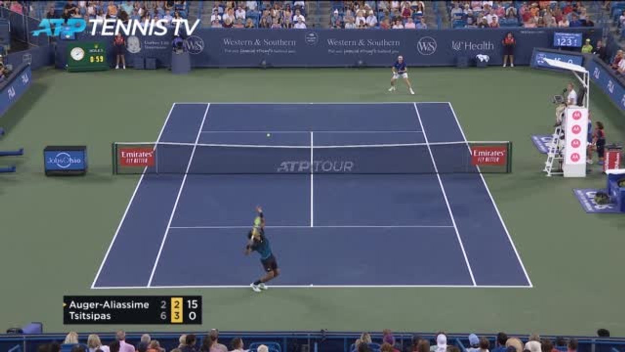 Tsitsipas overcomes Auger-Aliassime to reach Cincy semis