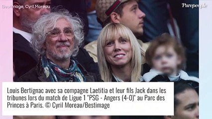 Louis Bertignac : Sa femme Laetitia, 33 ans, dévoile son décolleté à la piscine