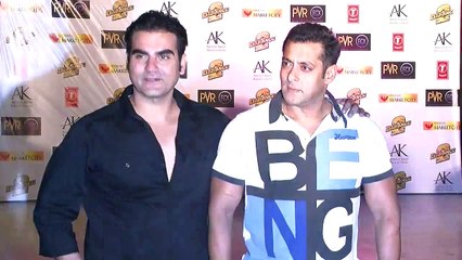 Salman Khan Angry About His Leaked Photo On Internet