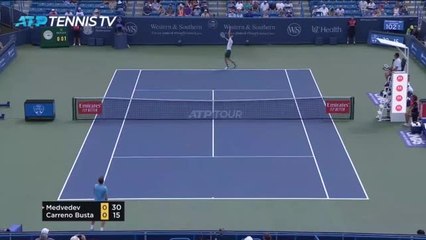 Cincinnati - Medvedev sans pitié pour Carreno Busta