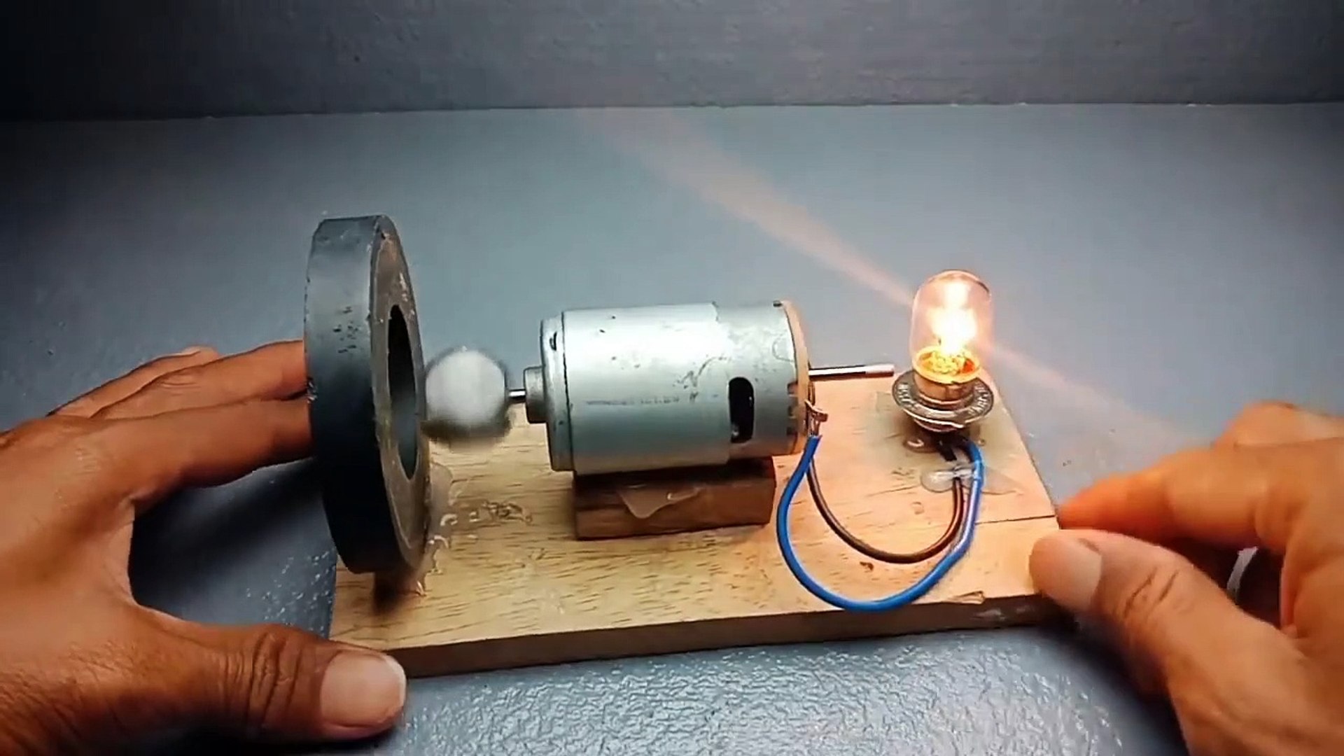 Free Energy Generator _ Free Energy Experiment using Light Bulb - video  Dailymotion