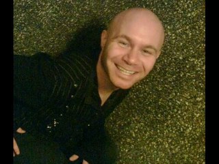 THEME FROM NEW YORK, NEW YORK - Henning Sebastian Jahre