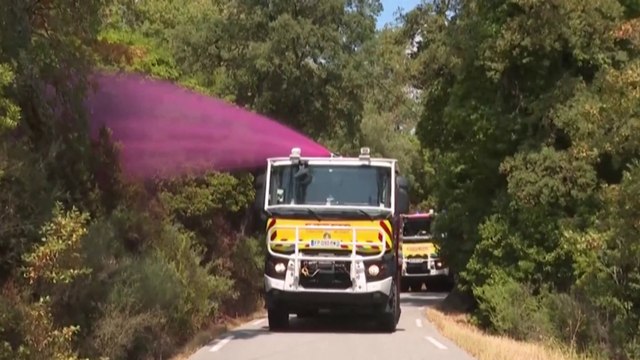 Incendie dans le Var : le feu fixé, mais pas maîtrisé