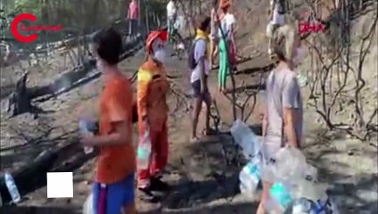 İnsan zinciri oluşturup su taşıdılar