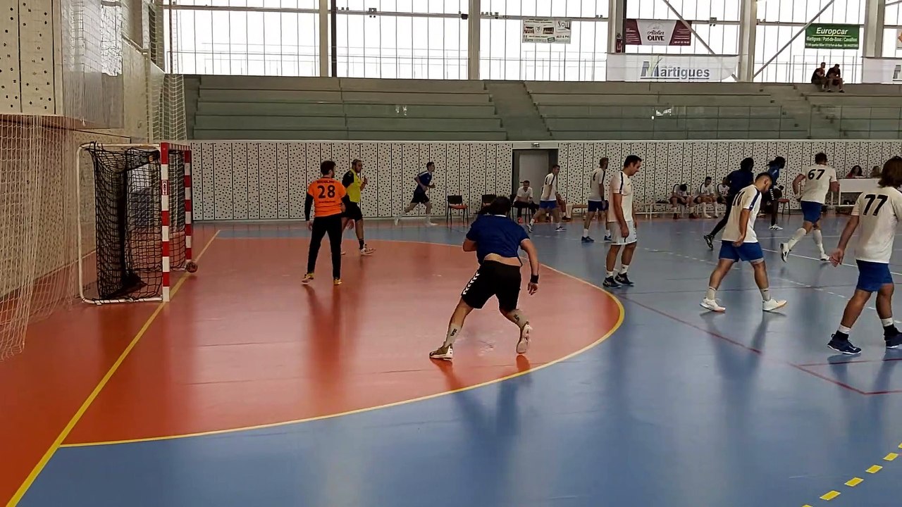 Quelques buts du match Martigues Marseille