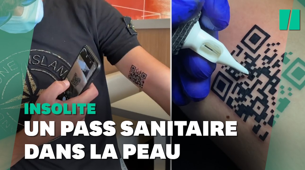 Il se fait tatouer... le QR code de son pass sanitaire sur le bras