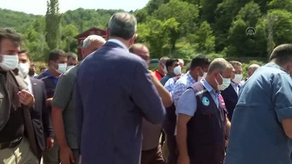 Cumhurbaşkanı Yardımcısı Oktay: "Ne olur, şu dere yataklarına artık bina yapmaktan vazgeçelim"