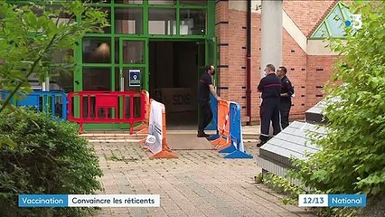 Vaccin contre le Covid-19 : en Seine-Maritime, comment les pompiers tentent de convaincre les réticents