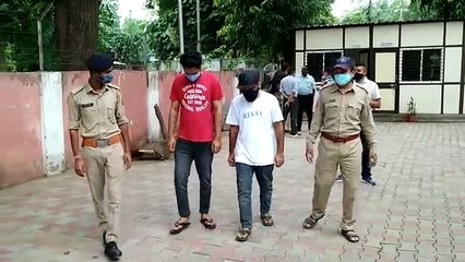 अमरीकी लोगों को लोन दिलाने के बहाने ठगने वाले दो शातिर गिरफ्तार