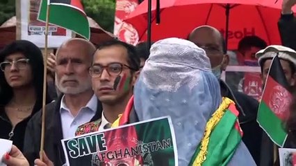 Hundreds protest in UK against hasty Afghanistan exit