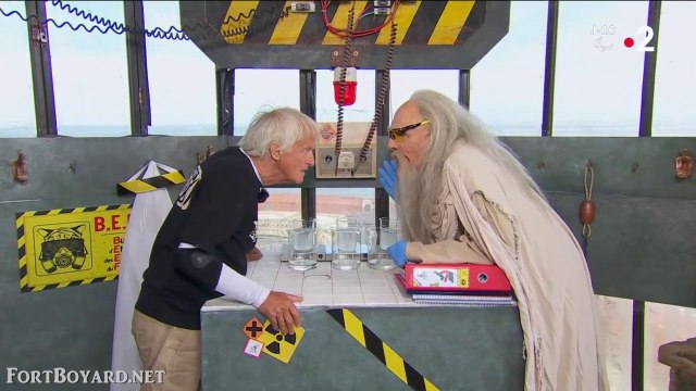 Fort Boyard 2021 : épreuve du B.E.E.F. (Bureau d'études des épreuves du Fort) avec le Père Fouras - Défi des clepsydres incolores (21 août 2021)