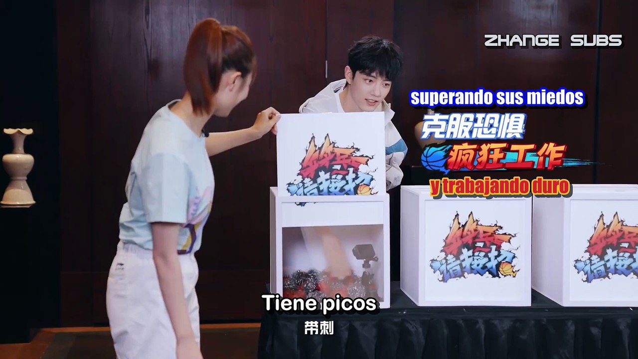[SUB ESPAÑOL] Xiao Zhan, Ding Ning ║ Descubre a "X " y completa la misión de Li-Ning [2021.08.21]