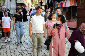 Tarihi konaklarıyla ünlü Safranbolu'da hafta sonu yoğunluğu yaşanıyor