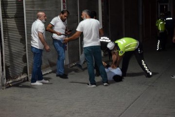 Malatya'da iki grup arasında bıçaklı sopalı kavga: 4 yaralı