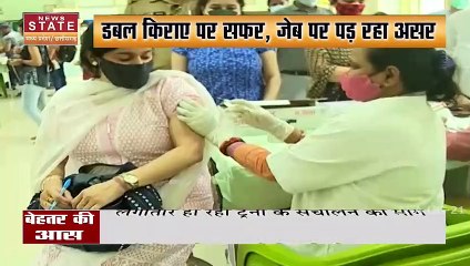 कोरोना काल में डबल किराए पर ट्रेन में सफर करने को मजबूर लोग