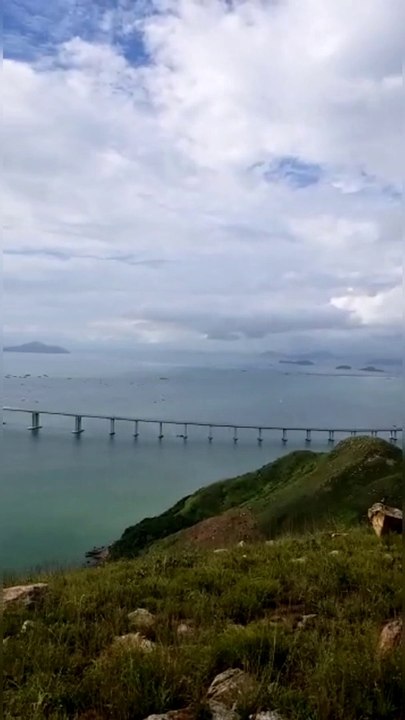 Jembatan terpanjang dihongkong||longest brige in hongkong
