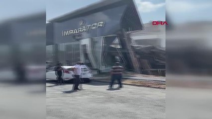 İkitelli'de iş yerinde çökme