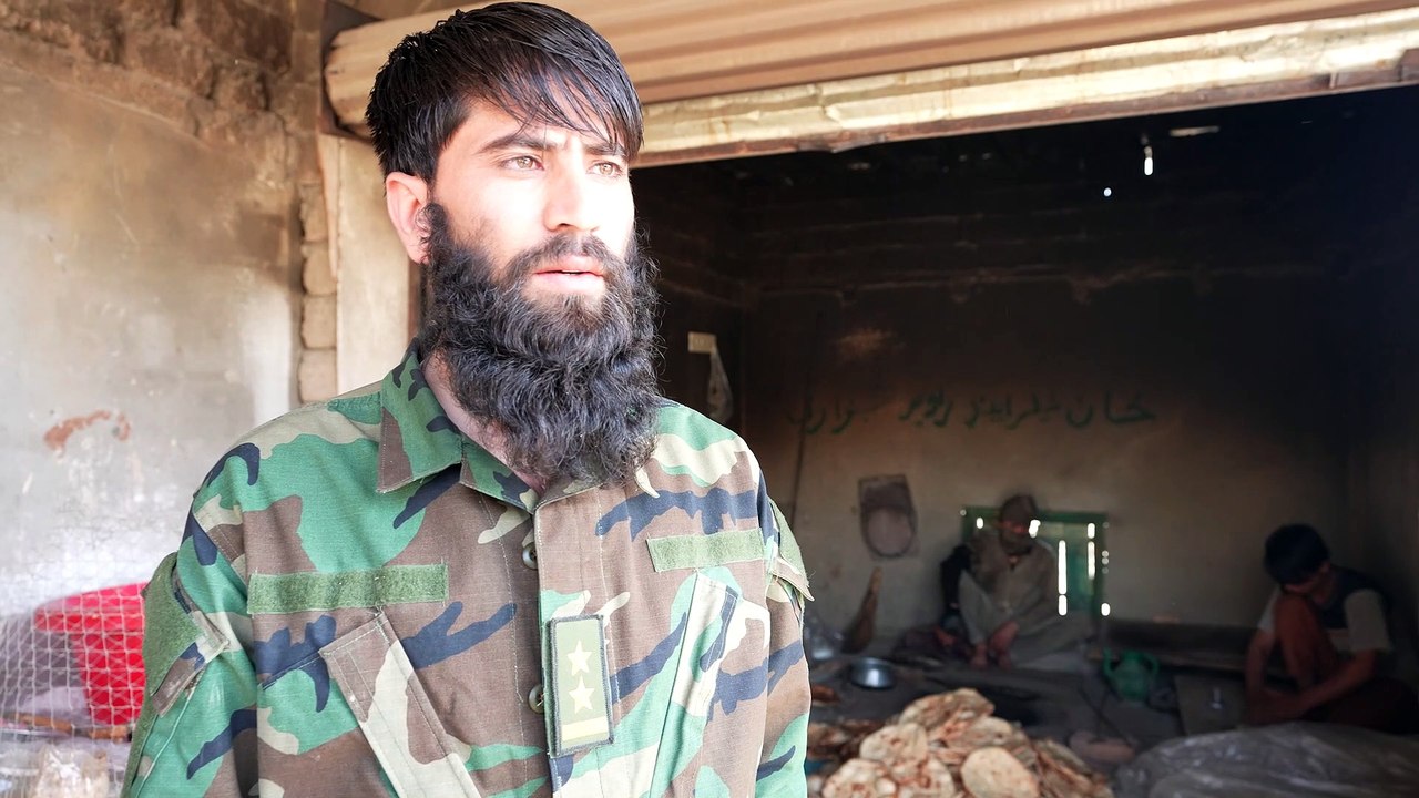 "Enquête exclusive" auprès des combattants afghans qui résistent aux talibans