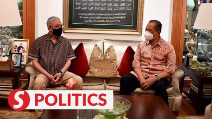 Скачать видео: Perikatan leaves it to chairman Muhyiddin to discuss DPM post with Ismail Sabri