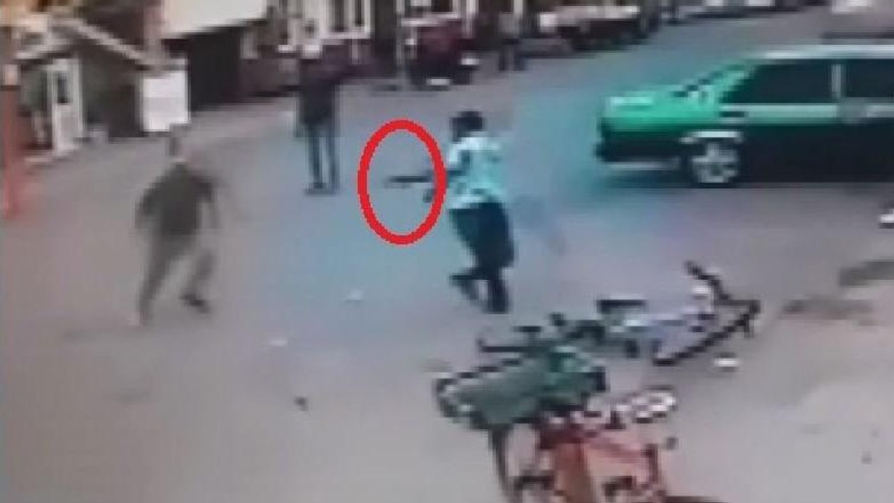 Pidesi eksik çıkınca fırının önünde kurşun yağdırdı