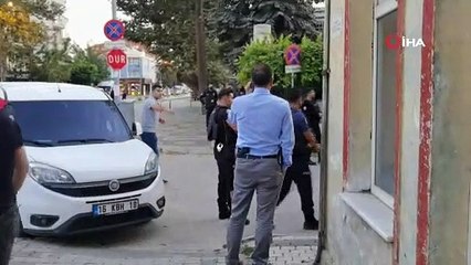 Bursa'da hareketli dakikalar! Polisle çatıştı