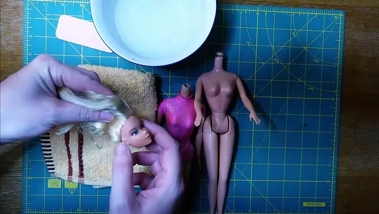 The barbie repair cafe: broken barbie neck - How to fix broken doll neck