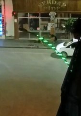 Motosikleti çaldığı iddia edilen genci bıçakladılar